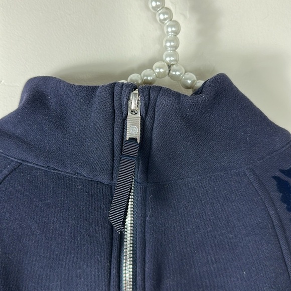 Lululemon Midnight Navy Blue Floral Flock Pullover Sweatshirt 6 - Picture 9 of 12